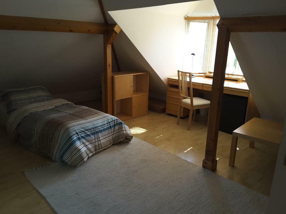 Osterley Bed & Breakfast